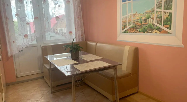 Na Kutaisskom Pereulke Flat, Boek Appartement Hotels in Oblast Kaliningrad met parkeren, Parkeren