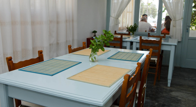 Karanasos, Prenota Hotel Hotel a Andro con colazione, Colazione