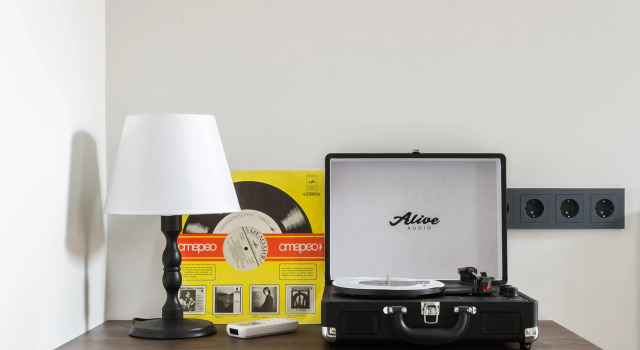 Квартира New Horizon Art Vinil 36 с дизайном бутикотеля и виниловым проигрывателем, Забронировать Апартаменты/квартира Апартаменты Санкт-Петербурга, рядом с Площадь Александра Невского, Апартаменты/квартира