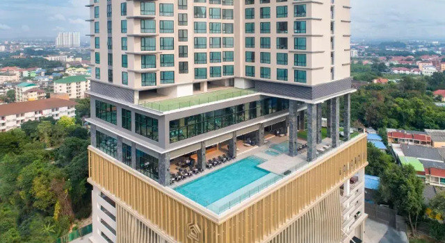 Brighton Grand Hotel & Convention Pattaya