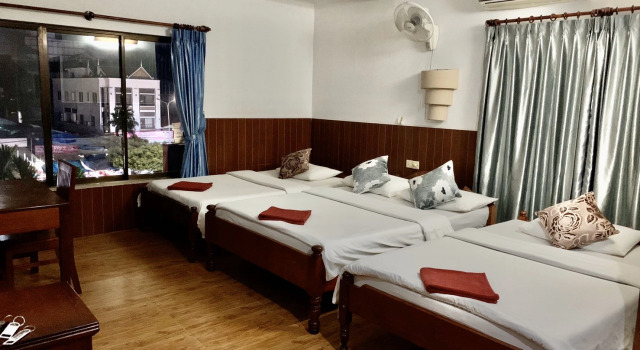 Трёхместный номер Standard с красивым видом из окна Мини-Отель Jasmine Lodge