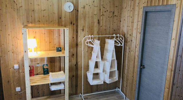 Четырёхместный номер Standard с балконом и с красивым видом из окна Отель Pine Beach