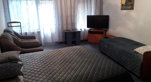 Gagarina Apartments 2, Rezervovat Apartmán Utes 