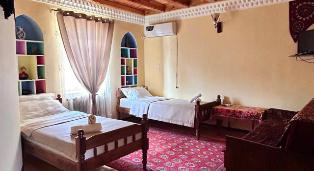 Sadifa Guest House, Prenota Affittacamere Hotel economici a Bukhara