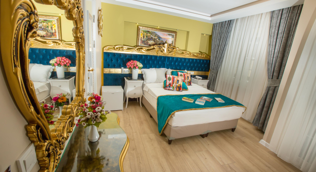Atlantis Royal Hotel