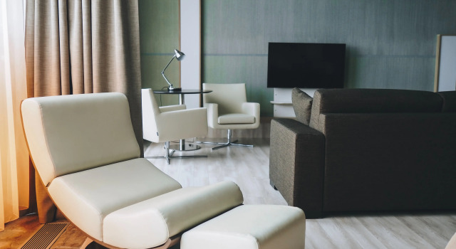 Grand Dvoulůžkový s manželskou postelí Apartmá a výhledem do zahrady Hotel Garden Embassy