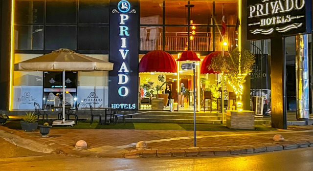 Privado Hotels