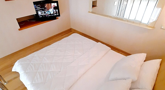 4 Metra Nad Urovnem Neba Alex Apartments, Book Apartment Apartments in Poltava, Apartment