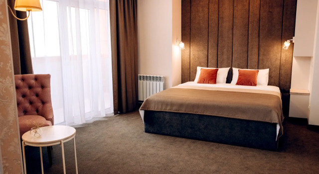 Двухместный люкс с балконом Отель SV Rooms