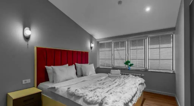 Четырёхместный семейный люкс Baku Urban Hotel