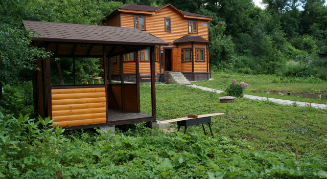 Serpejka Guest House, Buchen Sie Pension Serpuchow Oblast Moskau
