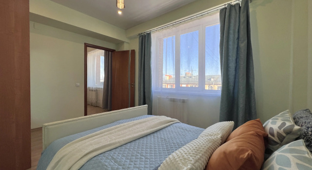 Yevro 2-Dvuhkomnatnaya Geologicheskaya 23-228 Ulan-Ude KakDoma Flat, Rezerwuj Apartament Hotele w Buryatia z parkingiem, Parking