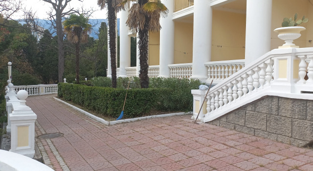 Zhemchuzhina Hotel, Book Hotel Yalta 