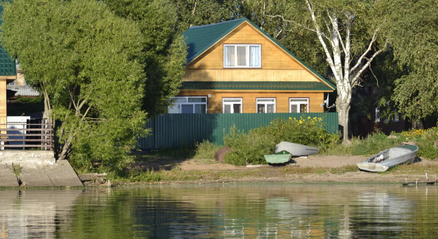 Коттедж с 5 комнатами с видом на море Домики у пляжа