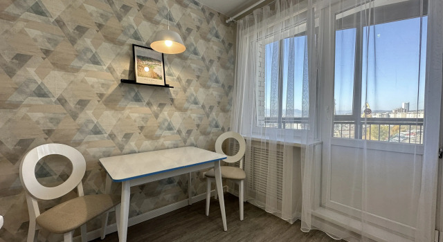 1-Kom Smolina 63-52 Ulan-Ude Tsentr Kakdoma Flat, Buchen Sie Ferienwohnung Günstige Hotels in Buryatia