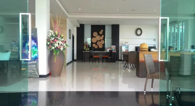 Семейный номер Standard Hotel White Pearl