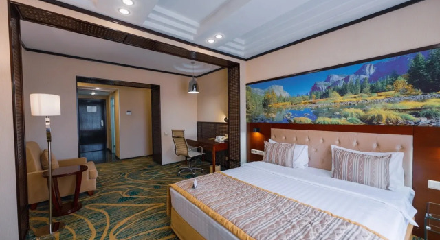 Doppel Junior-Suite Hotel Kazzhol Almaty