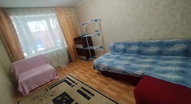 Na Monastyrskoy 87 Apartments, Rezerwuj Apartament Hotele w Perm Krai z parkingiem, Parking
