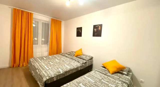 Pant House 7 Vatutinki Na Charoitovoy Apartment, Rezerwuj Apartament Desenovskoye 
