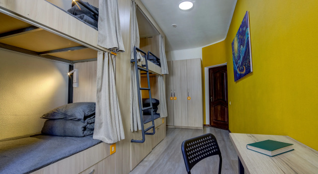 Кровать в общем номере (женский номер) Хостел People Hostel & Coworking