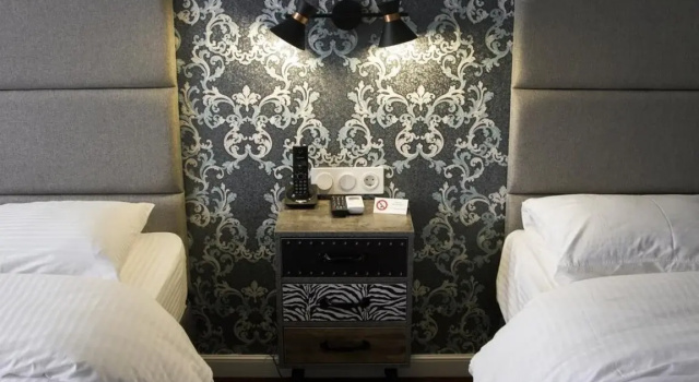 Deluxe Dvoulůžkový s manželskou postelí pokoj Koncept Hotel