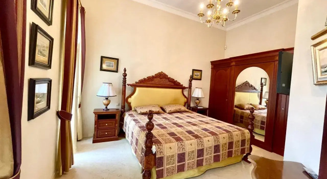 Ljuks Modest v Tavride na Naberezhnoj Jalty Apartments, Rezervovat Apartmán Jalta 