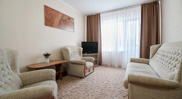 Трёхместный номер Comfort с балконом и рядом с пляжем Пансионат Крымское Приазовье