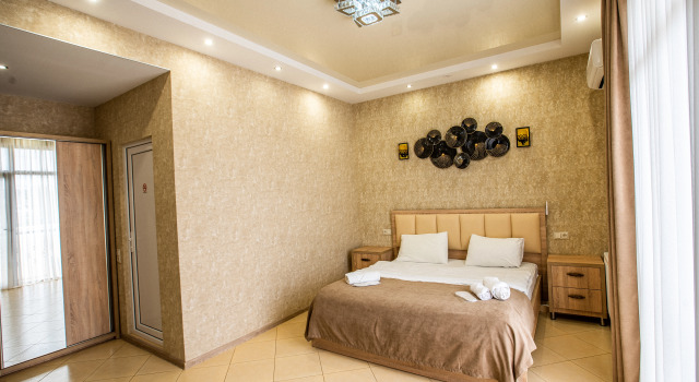 Двухместный номер Standard с красивым видом из окна Tbilisi Sea Hotel