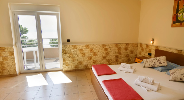Dalmacija, Đặt Nhà khách Duće Split Region