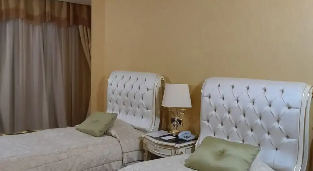 Standard Twin room with city view Divan Hotel