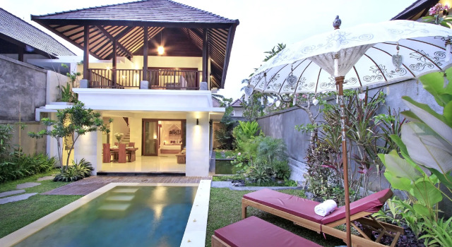 Четырёхместный люкс с 2 комнатами с видом на сад Вилла Dedary Kriyamaha Ubud by Pramana