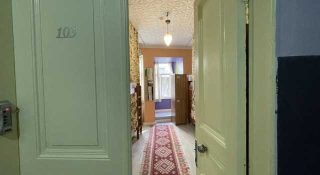 Кровать в общем номере Taksim Hostel Green House Istanbul