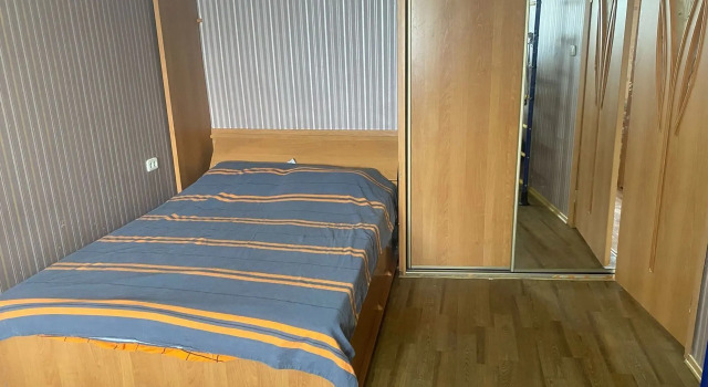 Na Ulitse Pushkina 4 Flat, Boek Appartement Hotels in Joodse Autonome Oblast met parkeren, Parkeren