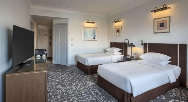 Клубный люкс с балконом и с красивым видом из окна Отель Hyatt Regency Baku