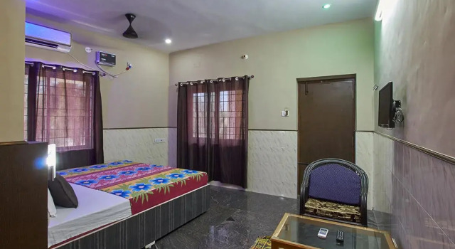 Двухместный номер Superior с балконом и с красивым видом из окна Vinodhara Guest House