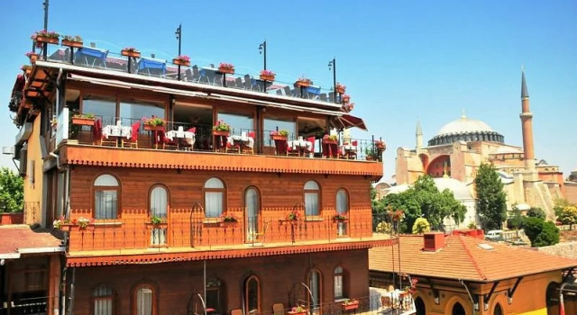 Seven Hills Hotel