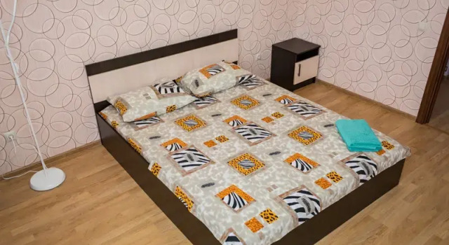 Na Tavricheskoy 9k4 Flat, Prenota Appartamento Hotel a Tyumen Region con parcheggio, Parcheggio