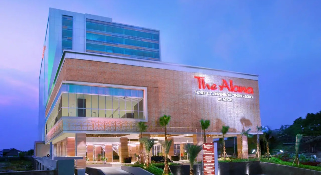 The Alana Hotel & Convention Center Solo by ASTON, Réserver Hôtel Karanganyar Central Java