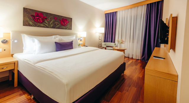 Люкс Отель Hayat Hospitality Oskemen