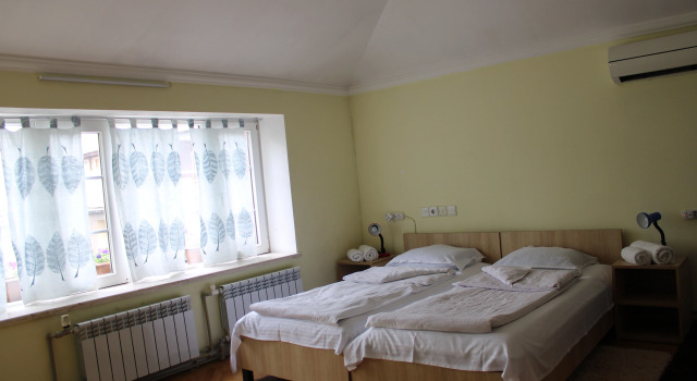 Ekonomický Dvoulůžkový s manželskou postelí pokoj a výhledem JR's House
