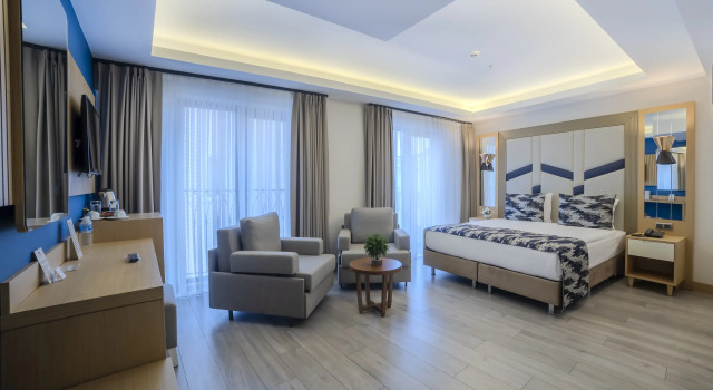 Четырёхместный номер Classic Downtown Sirkeci Hotel