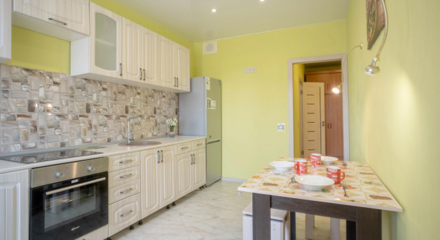 Prostornaya Odnushka V Otlitshnom Raione Apartments, Reserva ahora Apartamento Hoteles en Rusia Central con aparcamiento, Aparcamiento