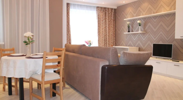 Apartments Stolichny 6, Prenota Appartamento Hotel a Tyumen Region con parcheggio, Parcheggio