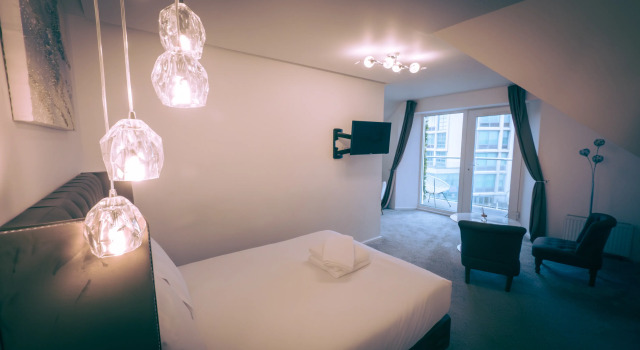 Отель OYO Newquay Beach, Забронировать Отель Отели Ньюки 3 звезды, рядом с Церковь города Ньюквей, 3*