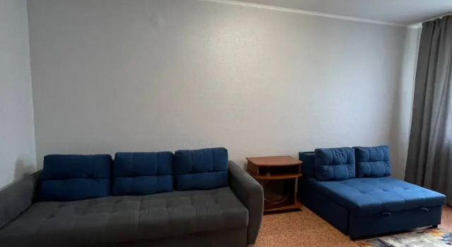 Uyutnaya 1-K. 28 M² Flat, Buchen Sie Ferienwohnung Ischim 
