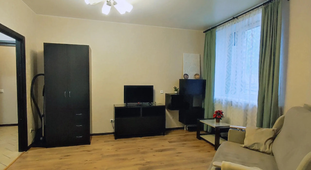 Квартира на улице Бутлерова 11 корпус 4, Забронировать Апартаменты/квартира Отели Санкт-Петербурга с парковкой, рядом с Академическая, Парковка