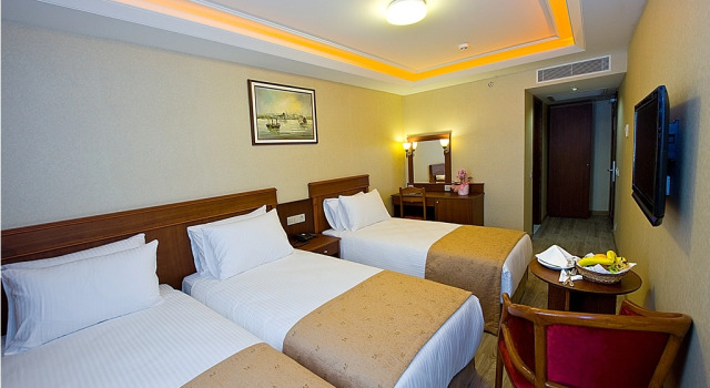 Standardní Třílůžkový pokoj Askoc Hotel