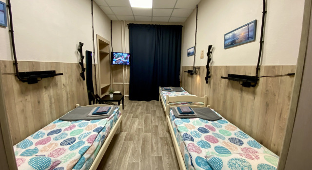 Кровать в общем номере Хостел Good Night rooms&hostel