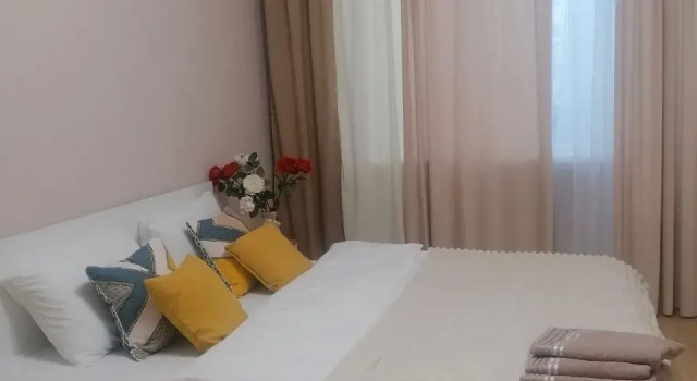Квартира на улице Мира 34А, Забронировать Апартаменты/квартира Отели в центре Нижневартовска, в центре, Парковка