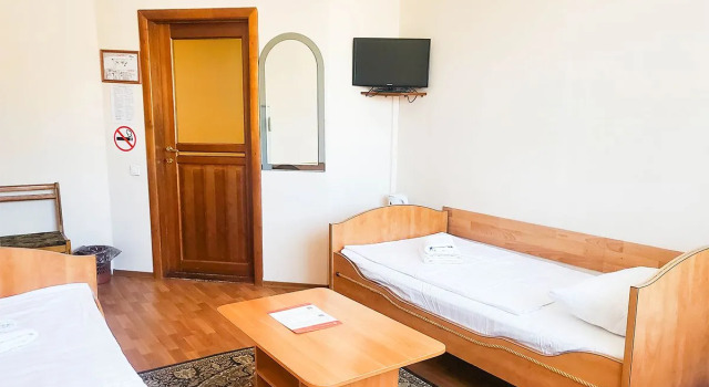 Кровать в общем номере Мини-отель Smart Hotel Барнаул